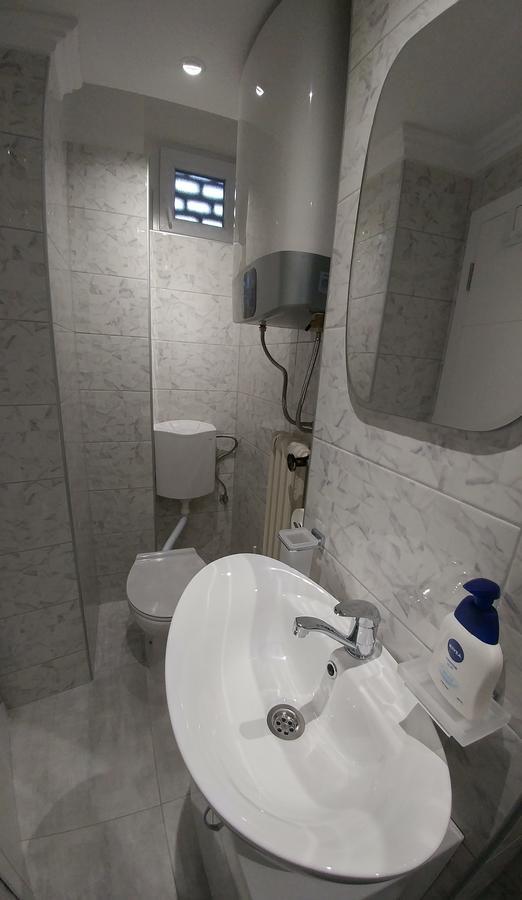 Dafni Apartment Белград Экстерьер фото